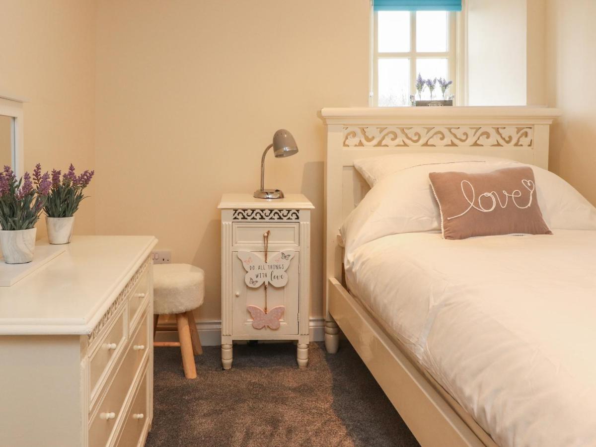Folly Cottage Settle Esterno foto