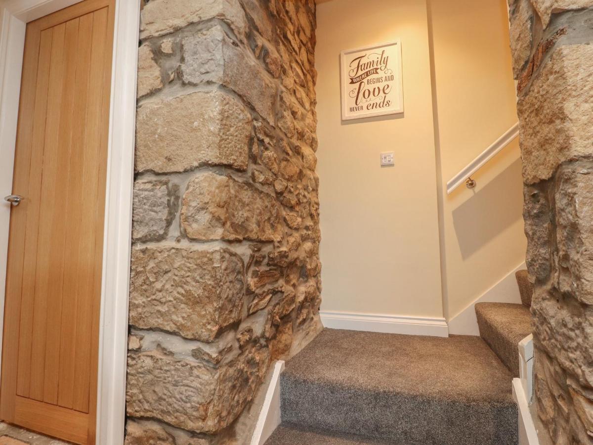 Folly Cottage Settle Esterno foto